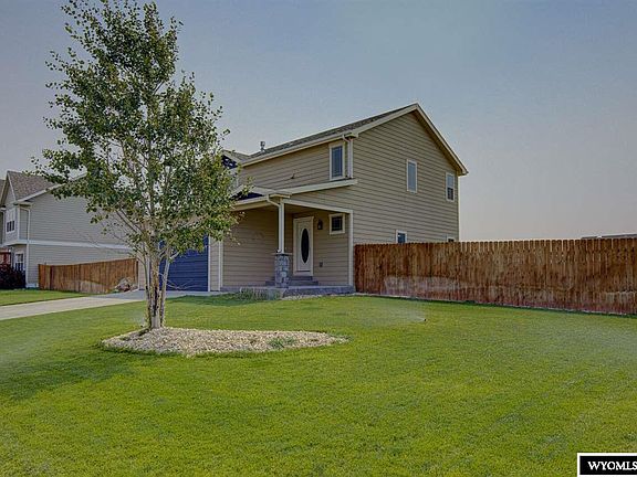 3rd image of 367 Williams Way