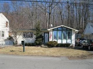 118 N Cherry Rd, Lake Hopatcong, NJ 07849