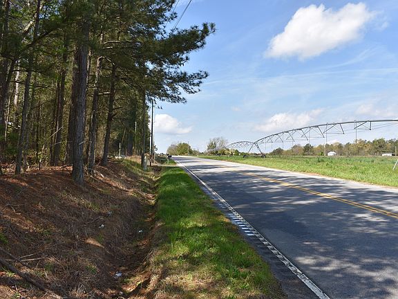2nd image of 2179 Bishopville Hwy