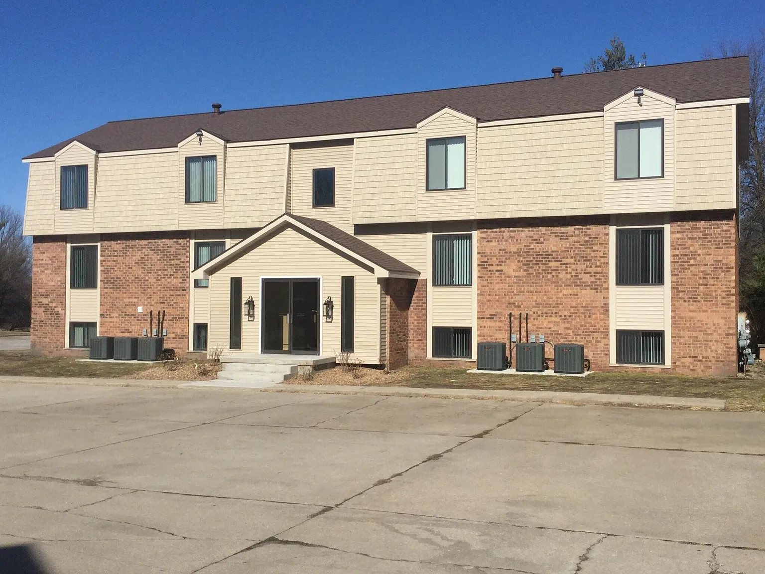 180 Wildwood Ct APT 4 photo 1