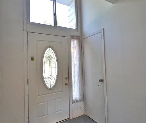 2nd image of 157 Carlyle Grn