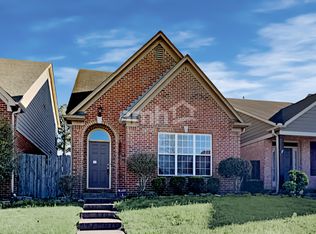 8739 Overcup Oaks Dr, Cordova, TN 38018