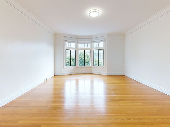 3rd image of 1556 Filbert St #4
