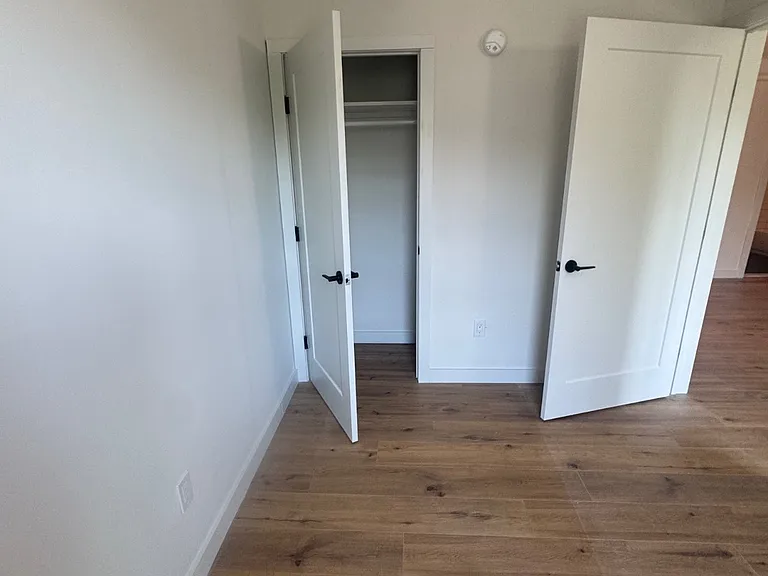 16 Wade Sq #5E — Photo 9