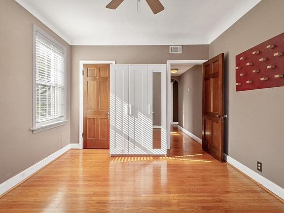 5th image of 8052 Davis Dr APT 2E