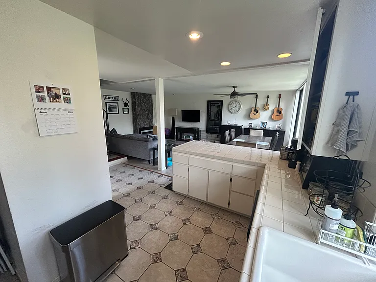 675 S Sierra Ave #37 — Photo 11