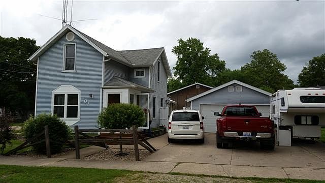 1st image of 701 Avenue A
