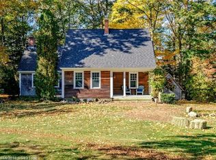 252 Lower Flying Point Rd, Freeport, ME 04032