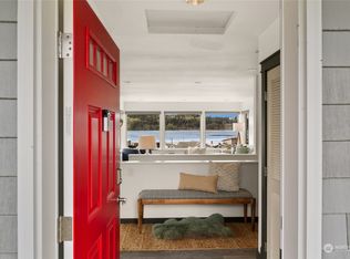 8273 Sandy Hook Dr, Clinton, WA 98236