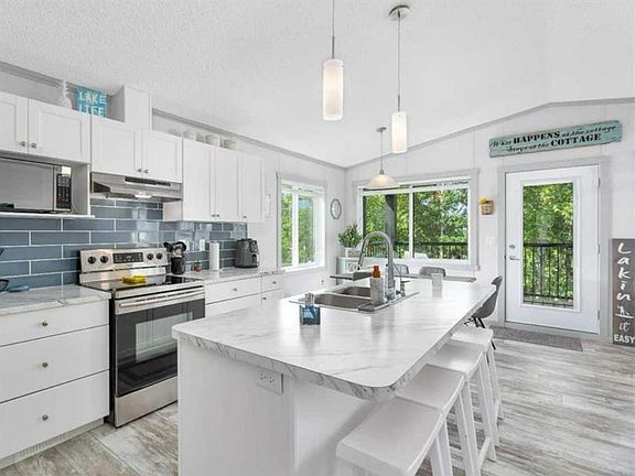 4th image of 41310 NE Range Rd #282-19
