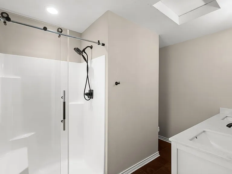 18052 Hobbit Ct — Photo 14