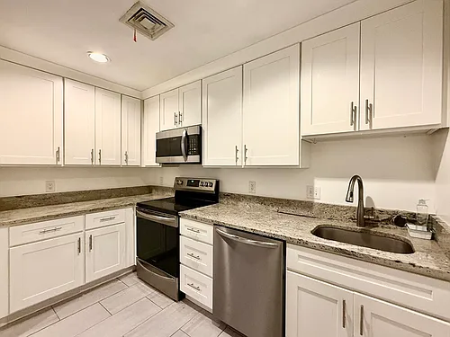10 Weston Ave Photo 1