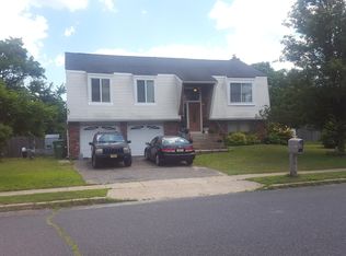 1549 Laguna Ln, Lakewood, NJ
