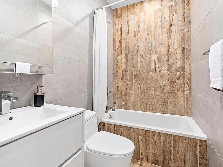 900 New York Ave #2A — Photo 6