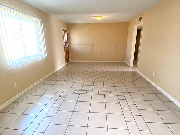 5th image of 5737 Corsicana Ave