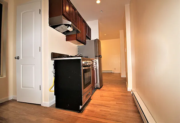 Rented by Bruma Realty LLC | media 11