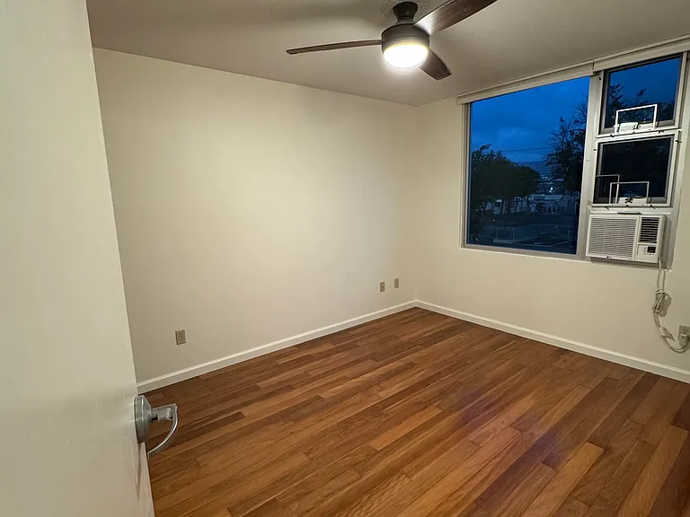 215 N King St #208 — Photo 8