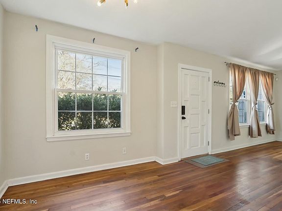 5th image of 4528 PLYMOUTH Street