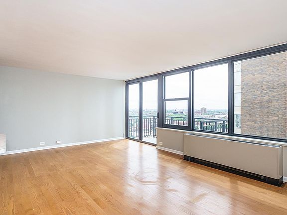 5th image of 3440 N Lake Shore Dr APT 19F