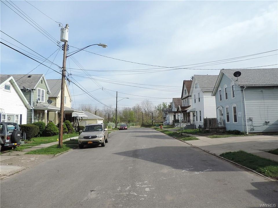 2nd image of 91 Thompson St