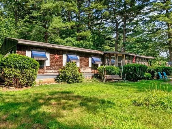 4 Algerine St, Berkley, MA 02779