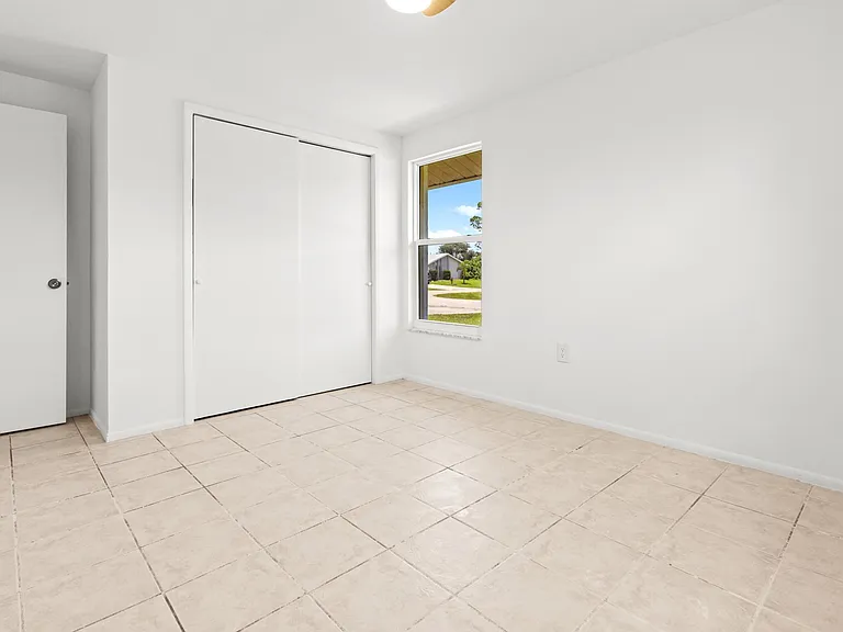 1057 Tropical Ave NW — Photo 2