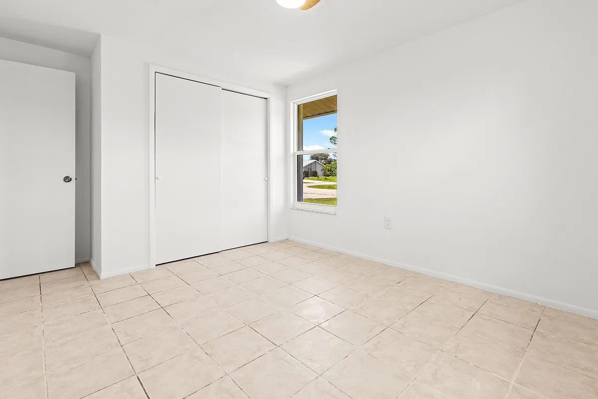Building Photo - 1057 Tropical Ave NW