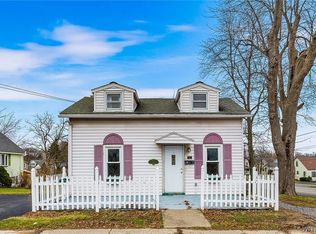 494 Ridge St, Lewiston, NY 14092