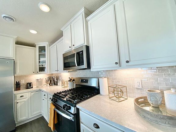 5th image of 9885 5th Street Ln N