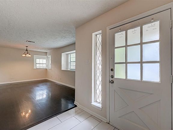 4th image of 7003 Oak Bough Dr