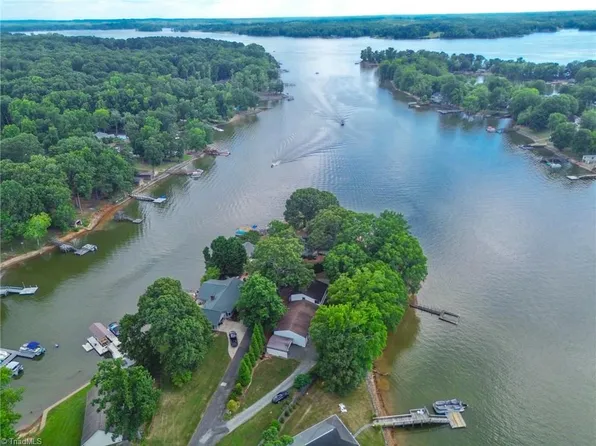 1563 Riverwood Rd, Lexington, NC 27292