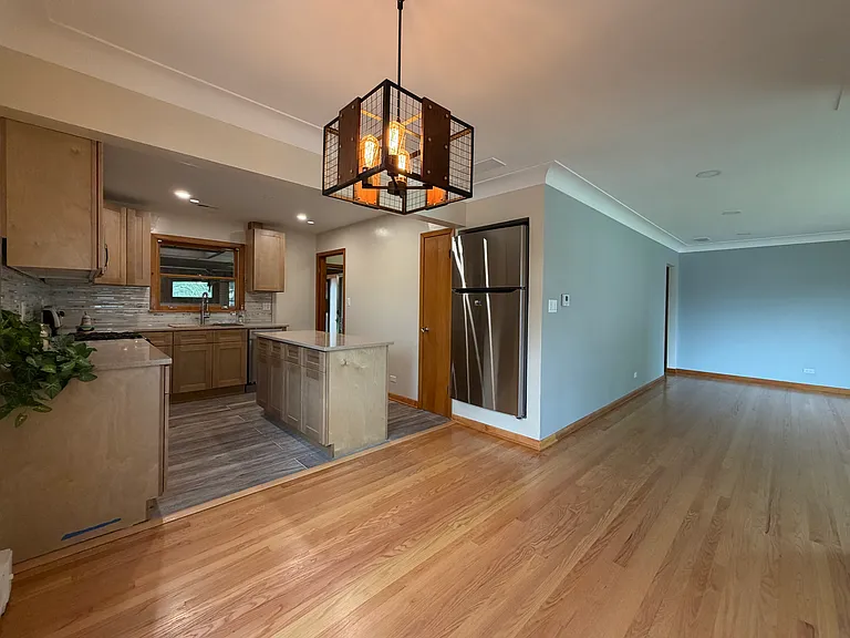 533 Ridge Ave — Photo 4