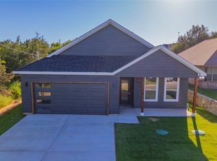 2408 Beverly Dr, Granbury, TX 76048