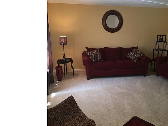 2nd image of 421 Champs Ln