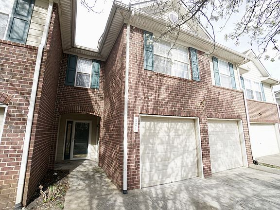 2nd image of 421 Heath Pl