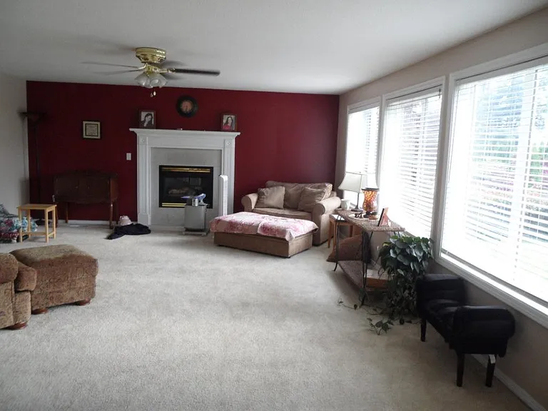 4100 SE 201st Ave — Photo 2