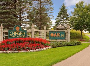 1179 Gallery Ln, Chaska, MN 55318