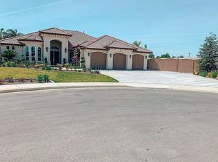 9615 Val Di Chiana Dr, Bakersfield, CA 93314