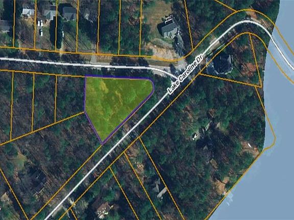 4th image of 483 Lake Caroline Dr