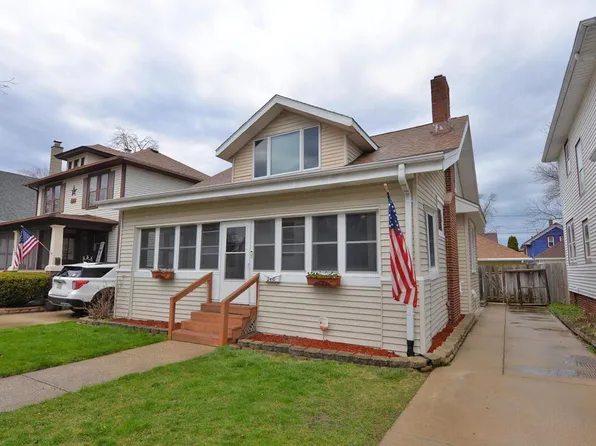 2410 Thor AVENUE, Racine, WI 53405