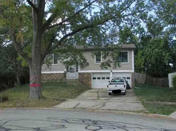 569 Emerson Cir, Bolingbrook, IL 60440