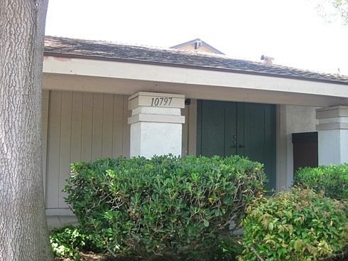 2nd image of 10797 Escobar Dr