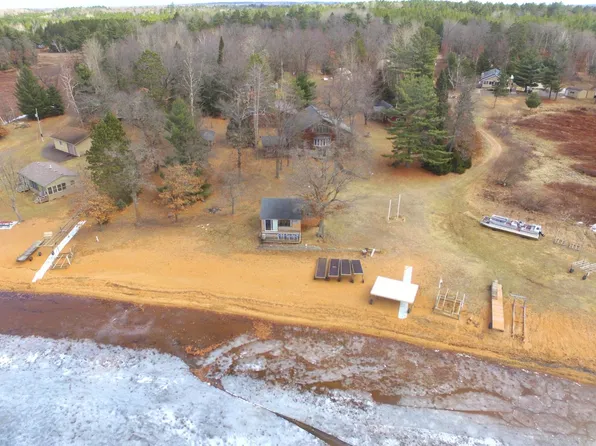 3434 Chenoweth Dr, Webster, WI 54893