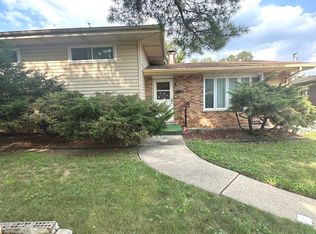 13913 S Richardson Ave, Robbins, IL 60472