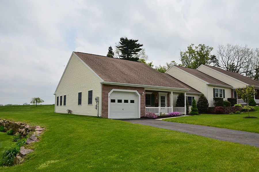 1st image of 2501 Cherry Ct