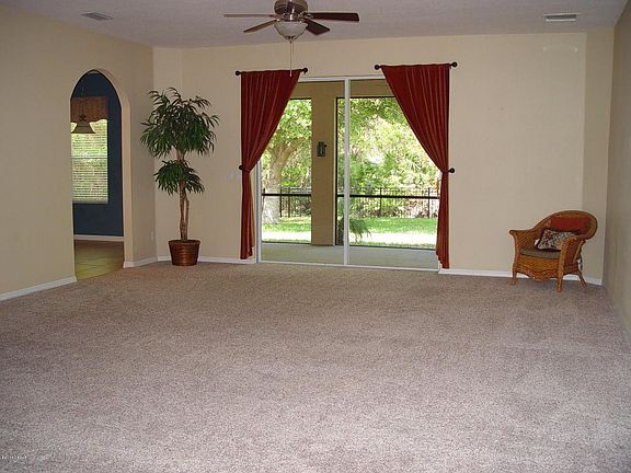 3rd image of 124 Opal Hill Cir