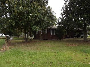 664 County Road 4560, Spurger, TX 77660