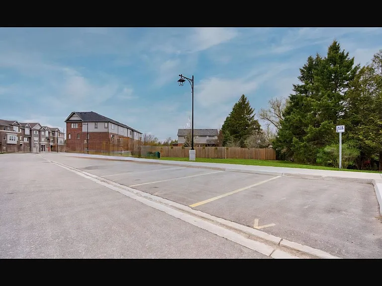 311 Woolwich St #16 — Photo 5