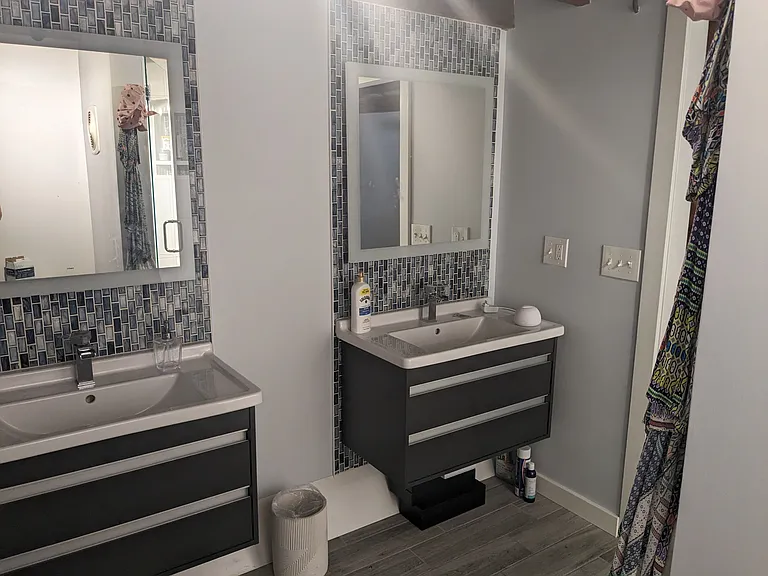 Upstairs bathroom with rain shower