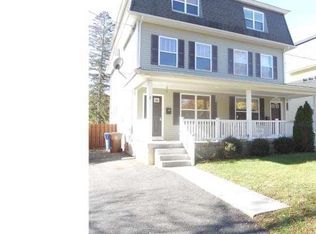 2 Mechanic St, Swedesboro, NJ 08085